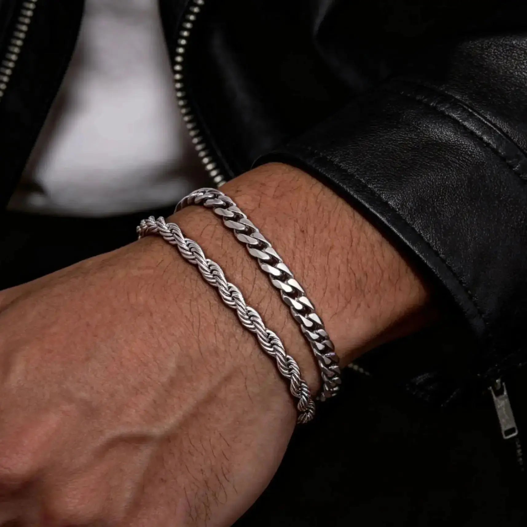 2pcs Men's Chain Bracelets,Stainless Steel Silver Gold Black Color Twist Rope Chain Wristband,Trendy Cuban Link Chains Gift